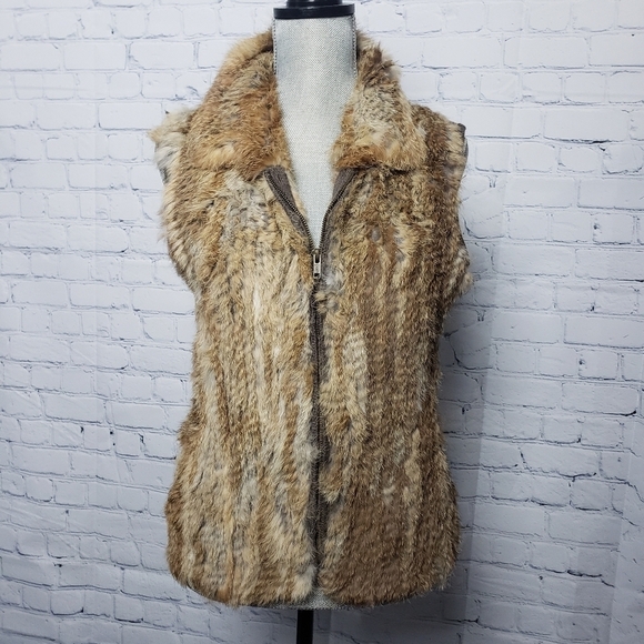 Vermani Collezioni Rabbit Fur knit vest new with tags 100% merino wool size L
